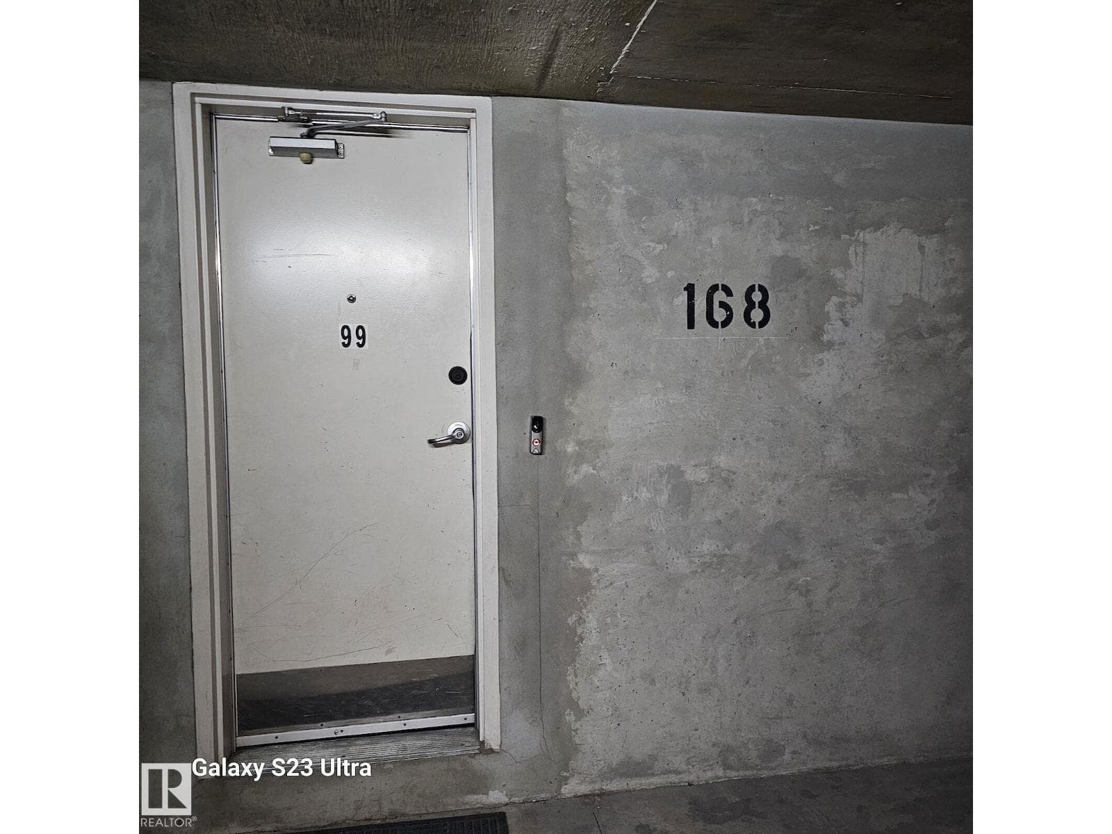 #99 13825 155 AV NW — photo 4
