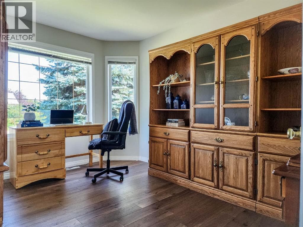 41 Westlynn Drive W — photo 5