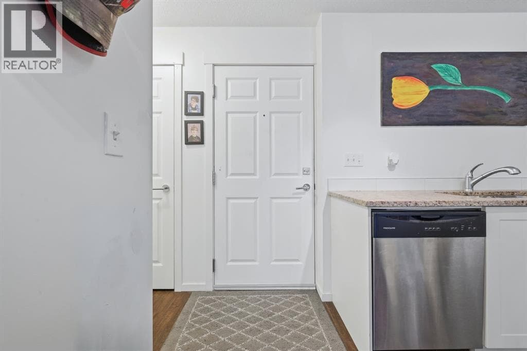 3315, 755 Copperpond Boulevard SE — photo 2
