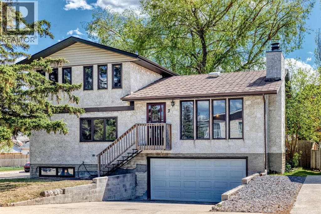 2 Nichols Crescent — photo 3