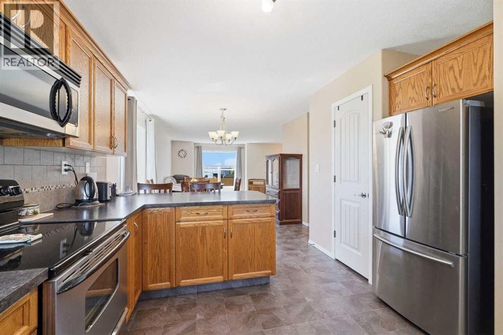48 Vanson Close — photo 4