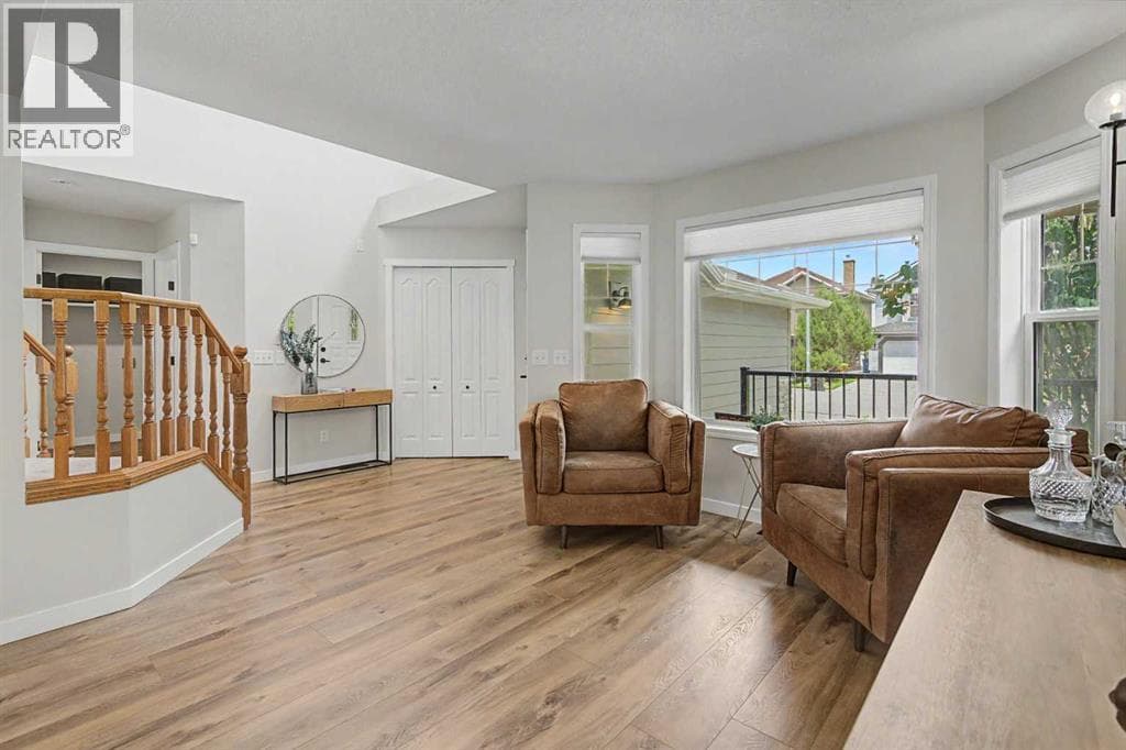 105 Chaparral Court SE — photo 4