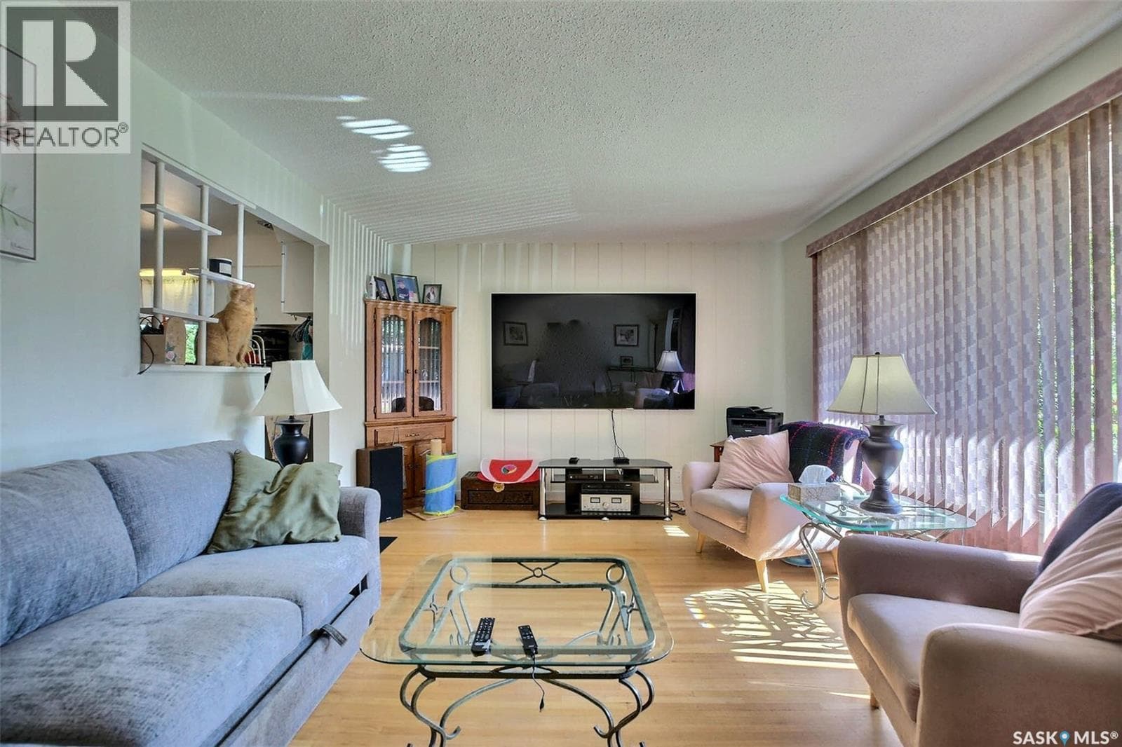 2122 Wascana STREET — photo 3