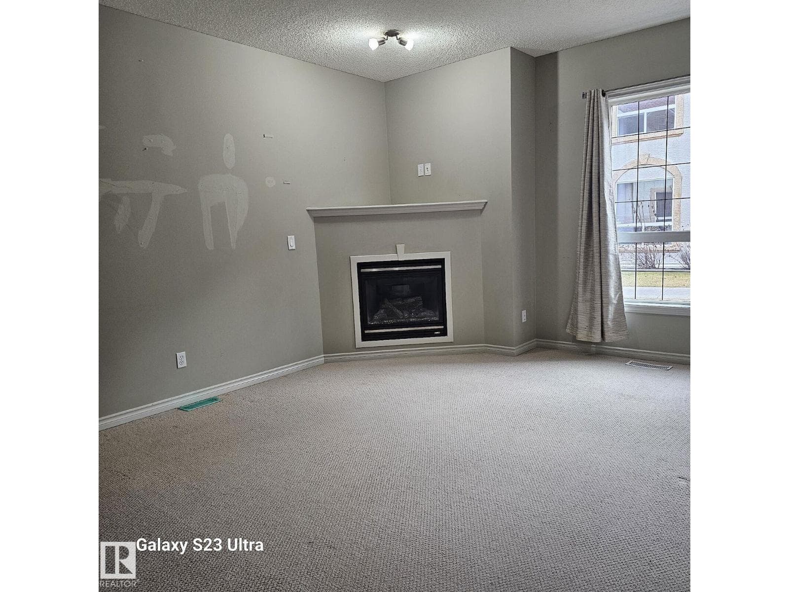 #99 13825 155 AV NW — photo 4