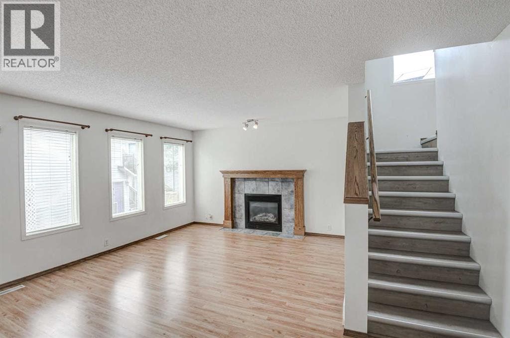 23 Prestwick Cove SE — photo 5