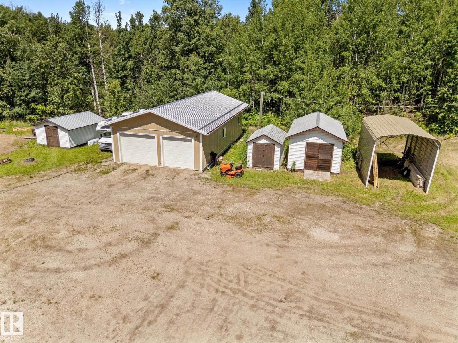 56304 RGE ROAD 13 — photo 3
