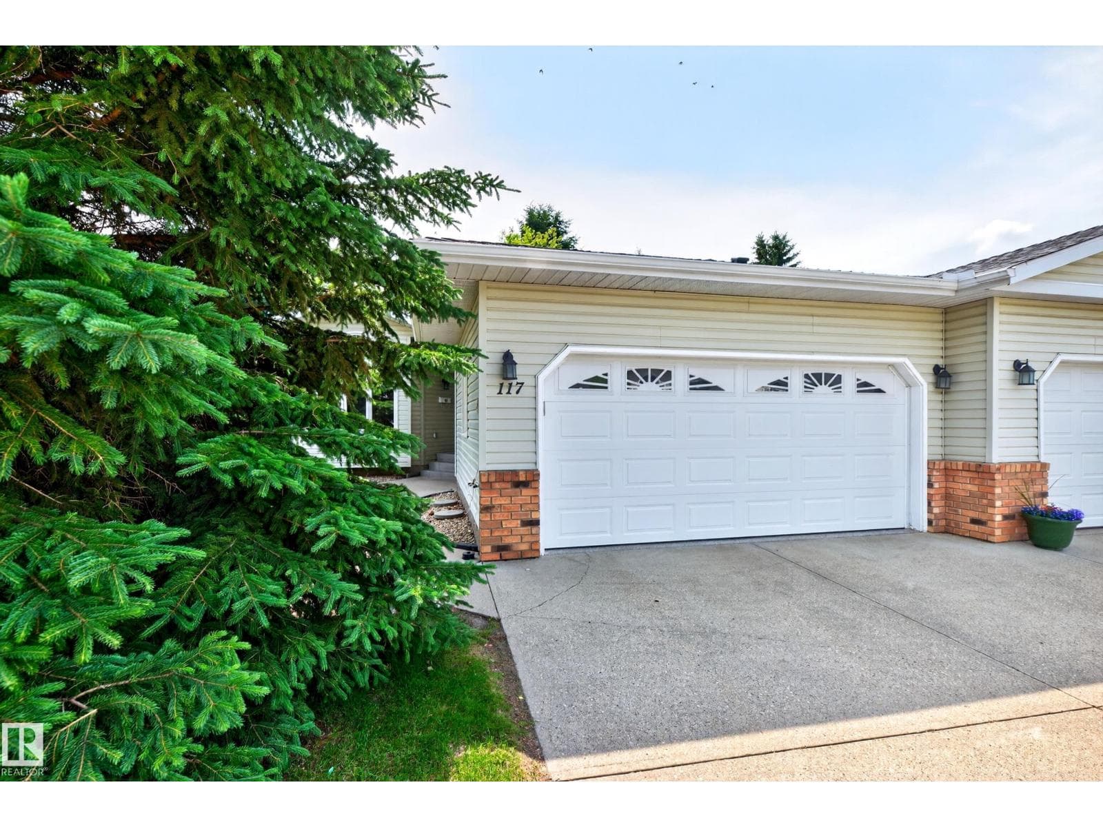 #117 51 Alton DR — photo 2