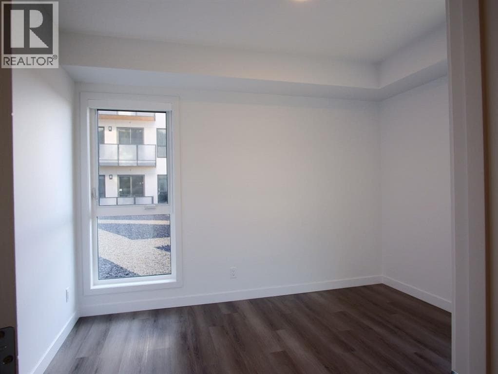 217, 3107 Warren Street — photo 4
