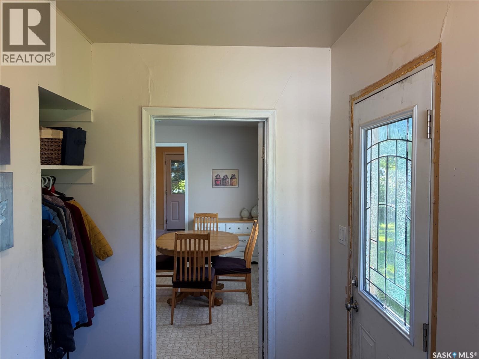 305 1st STREET NW — photo 4