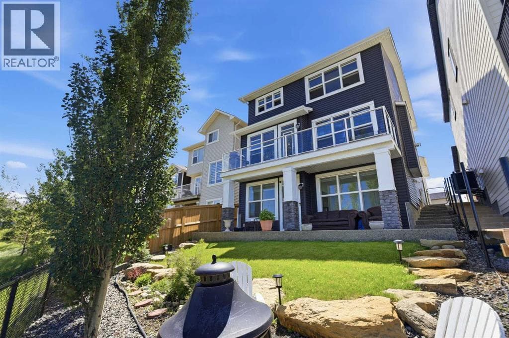 522 Sherwood Boulevard NW — photo 3