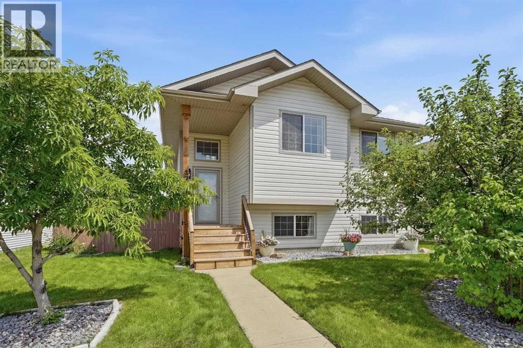 27 Hallgren Drive