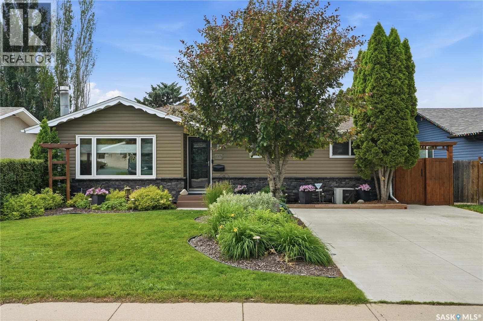 88 SPARLING CRESCENT