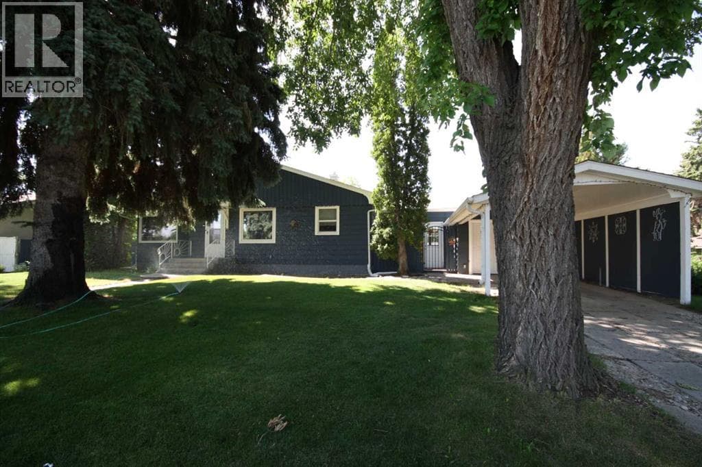 507 2 Avenue W — photo 2