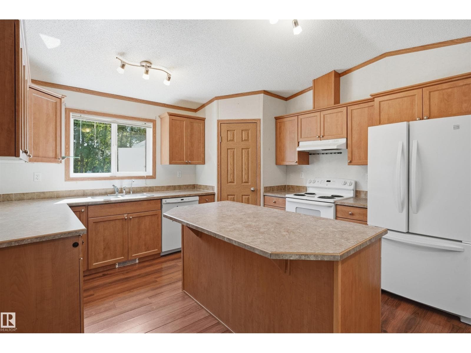453020 RGE ROAD 274 — photo 5