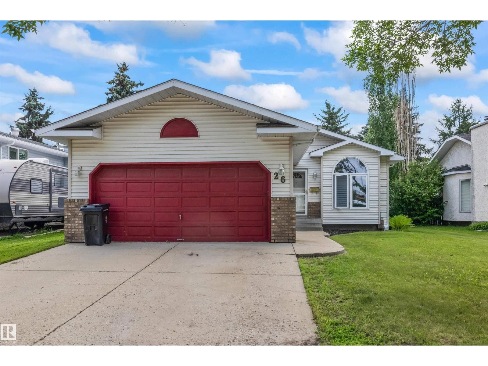 26 WESTPARK WY