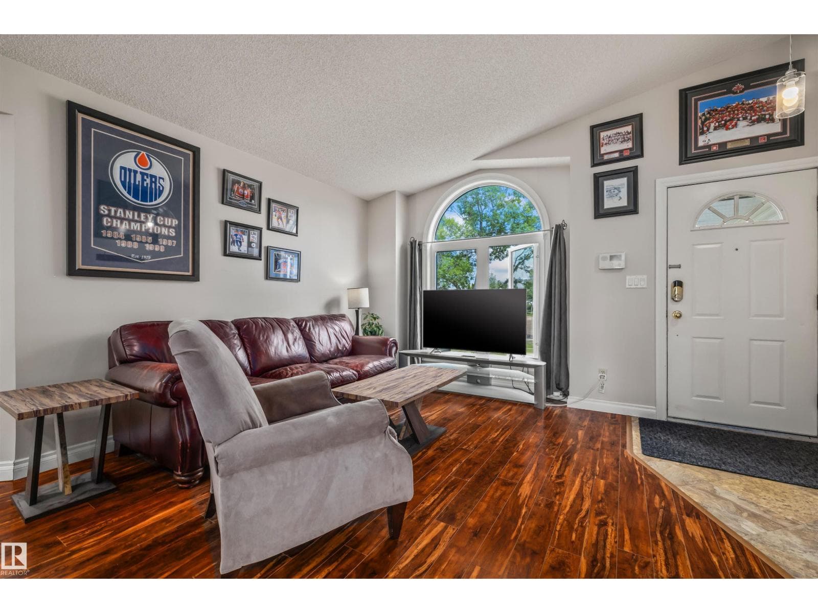 26 WESTPARK WY — photo 3