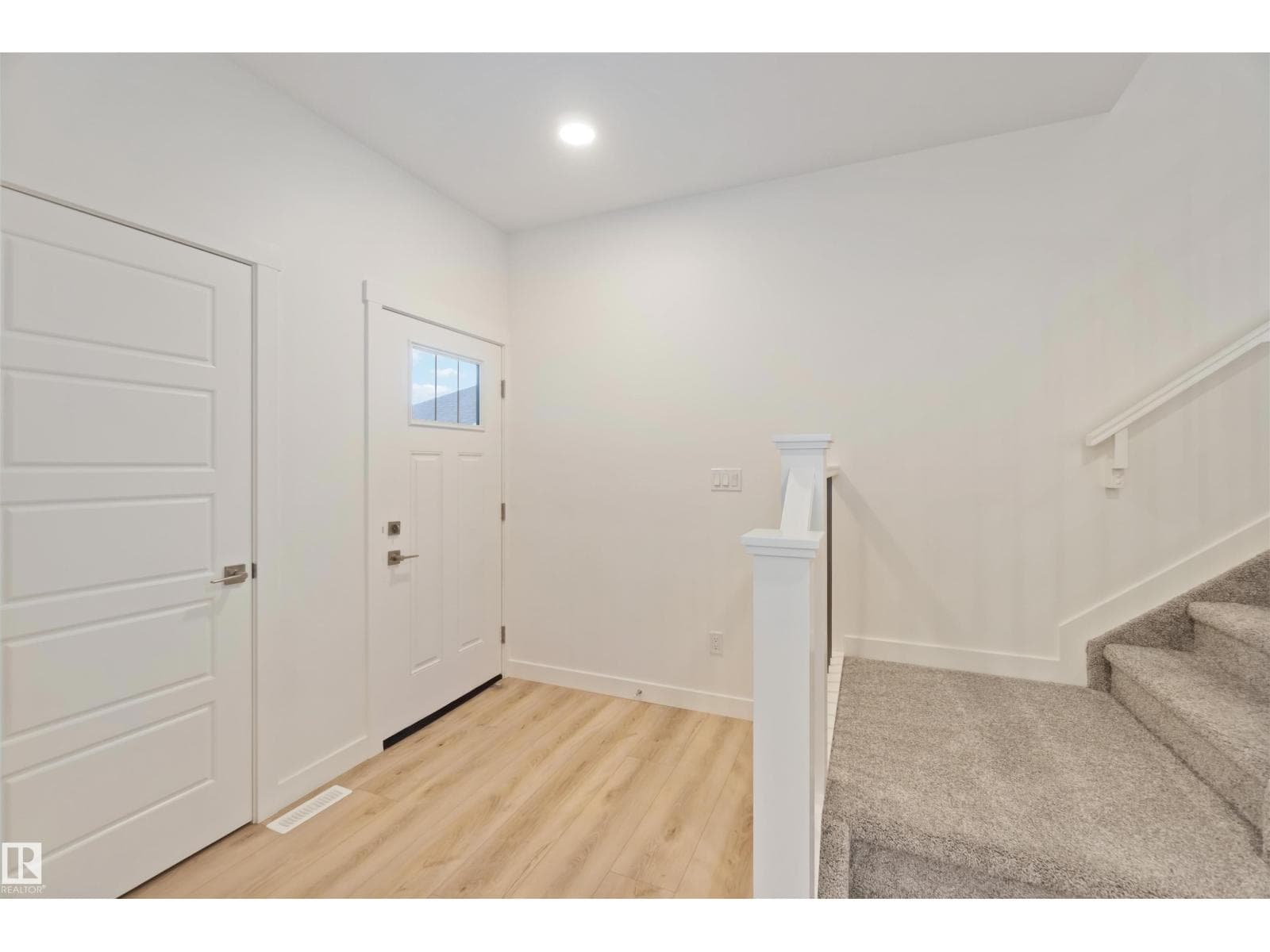 2503 194 ST NW — photo 5