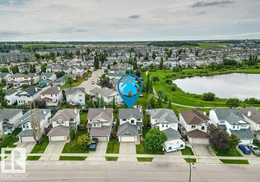 27 SPRUCE RIDGE DR