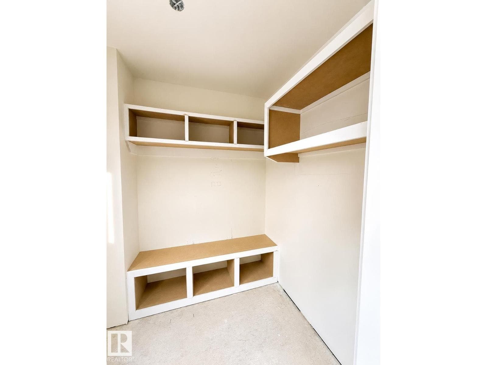 14512 86 AV NW — photo 5