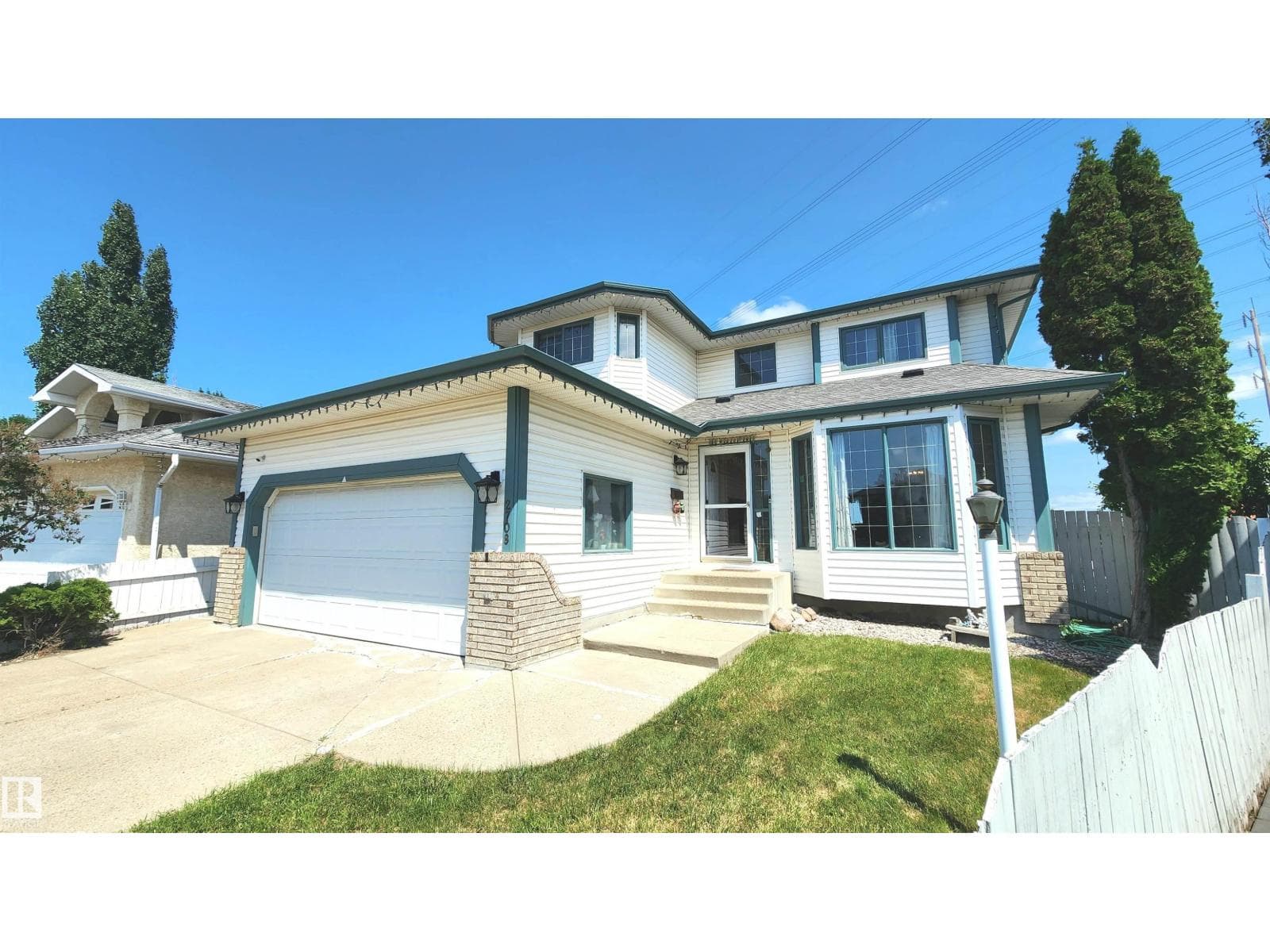 2708 44A AV NW