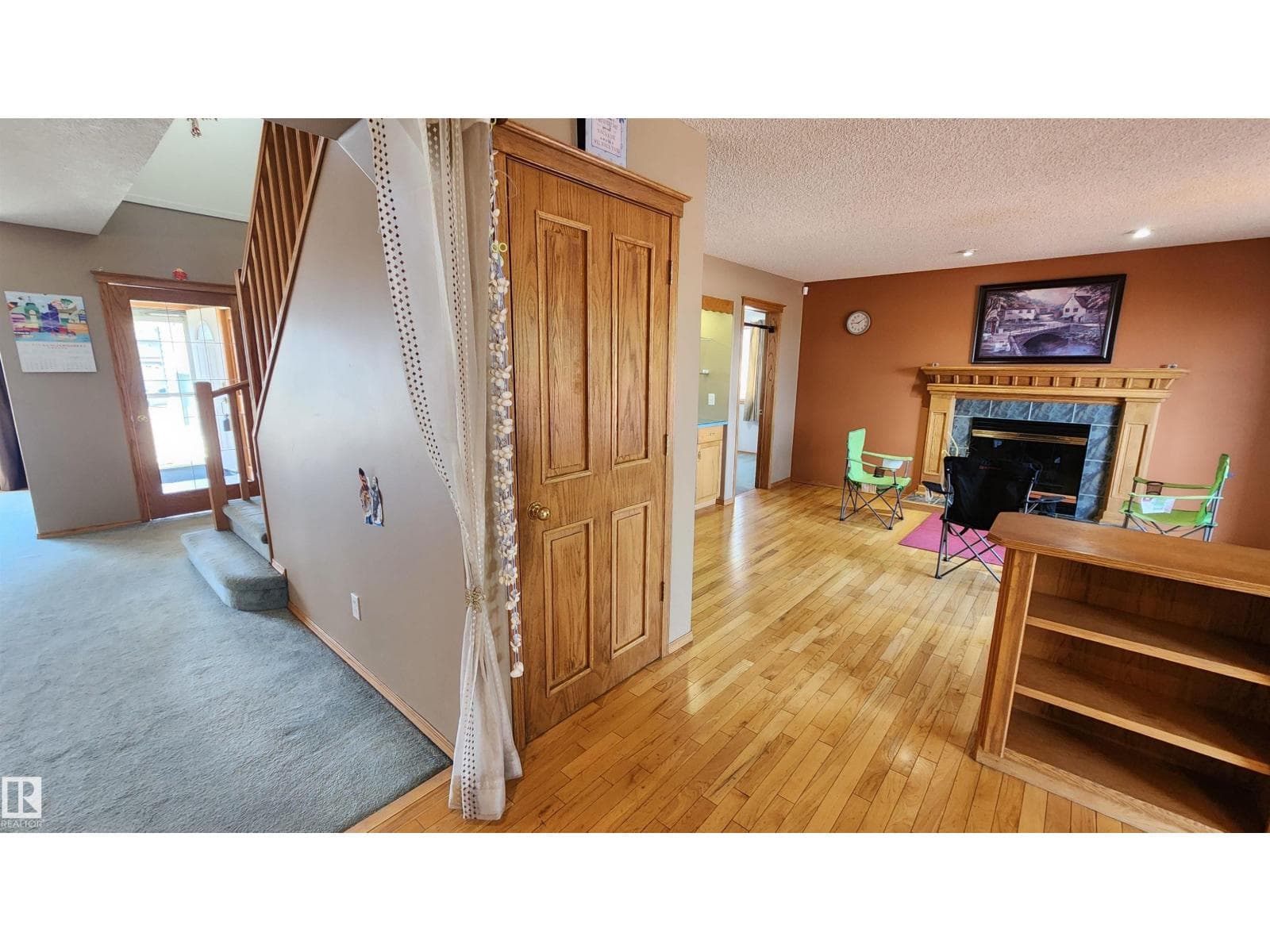 2708 44A AV NW — photo 2