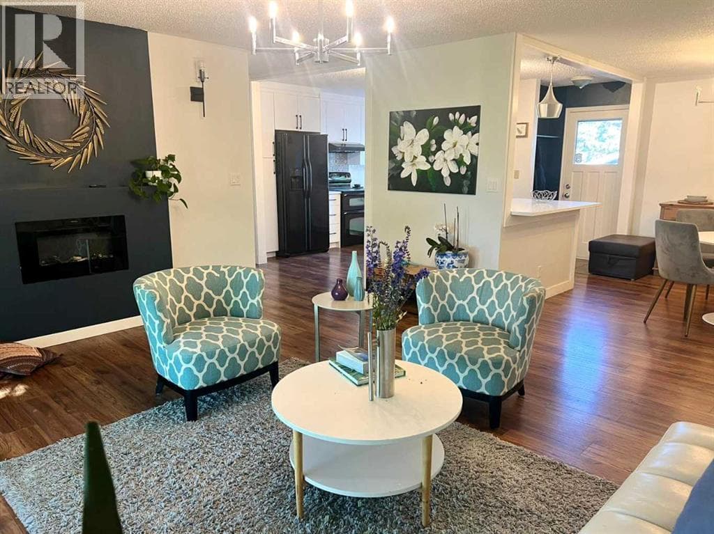 460 Parkridge Crescent SE — photo 4