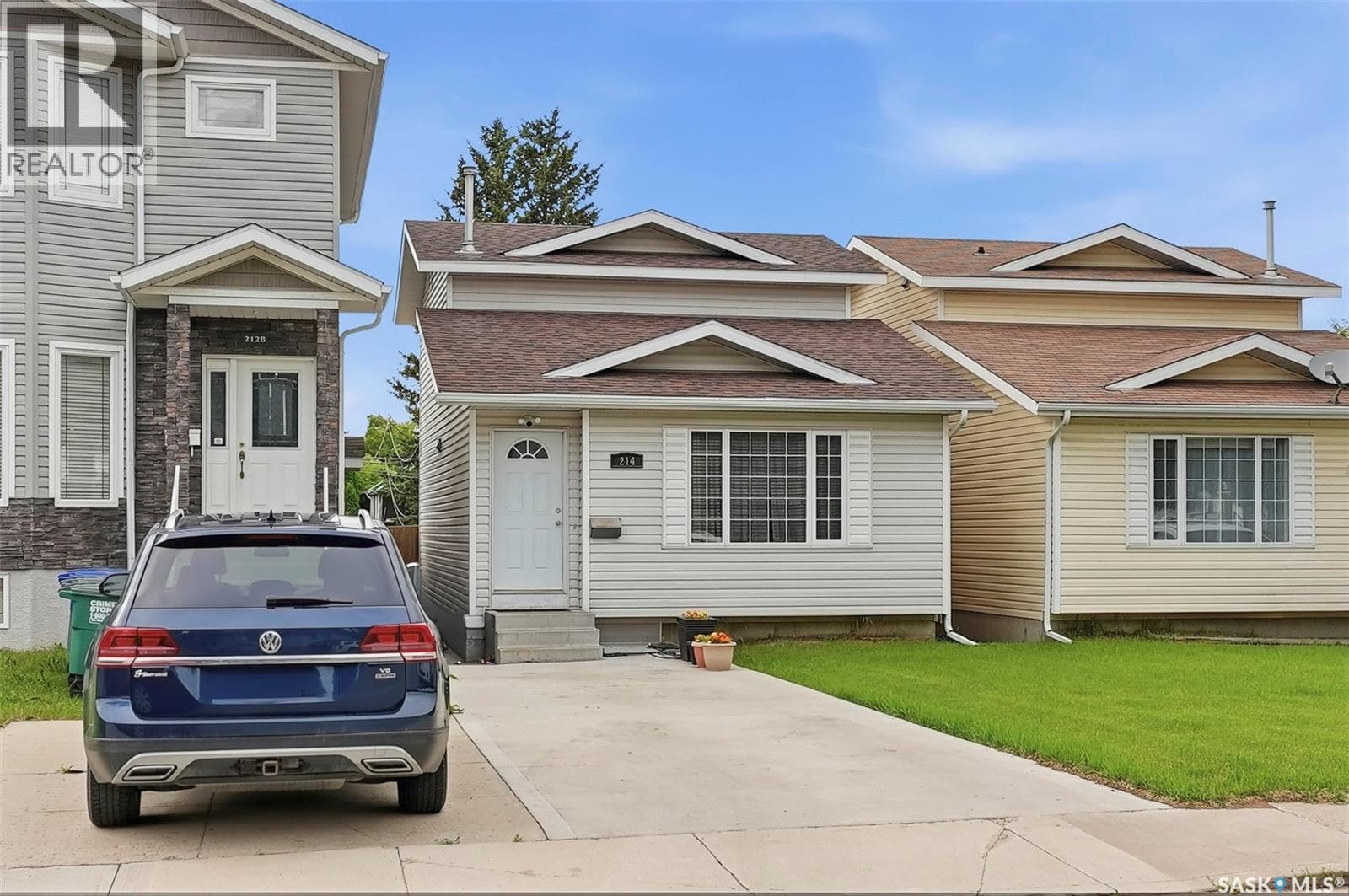214 Dunlop STREET — photo 3