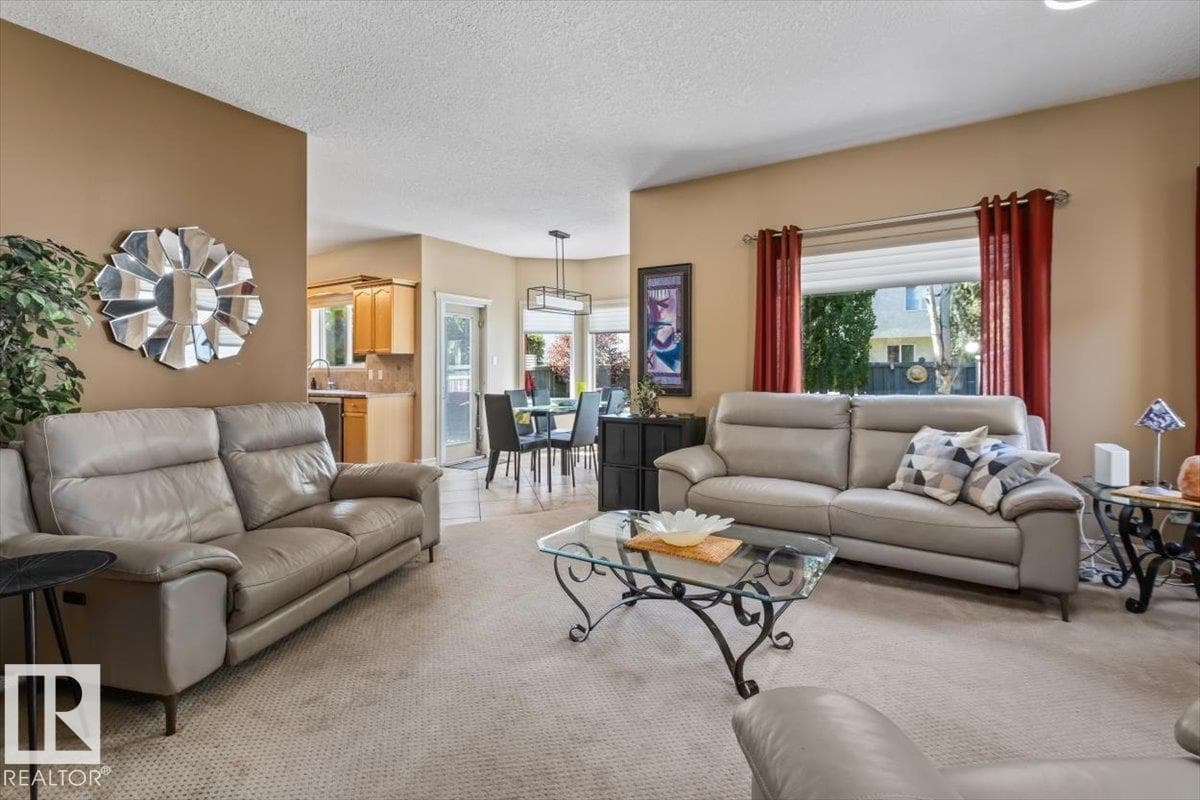 19 ORLANDO DR — photo 5