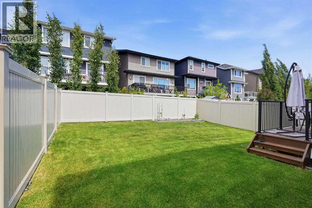 7164 11 Avenue SW — photo 5