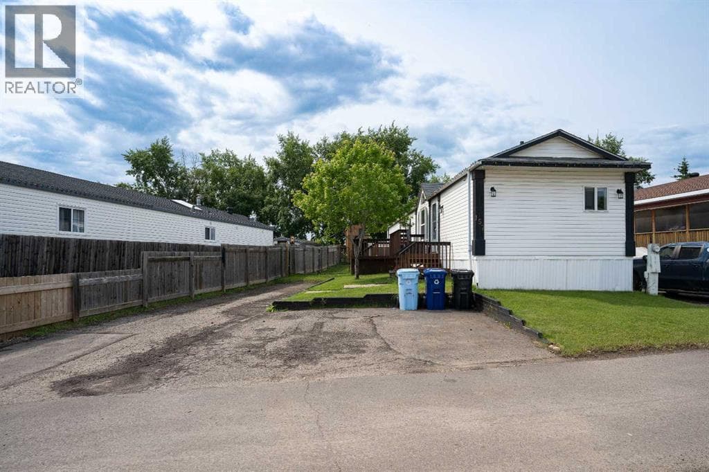 157 Grandview Crescent