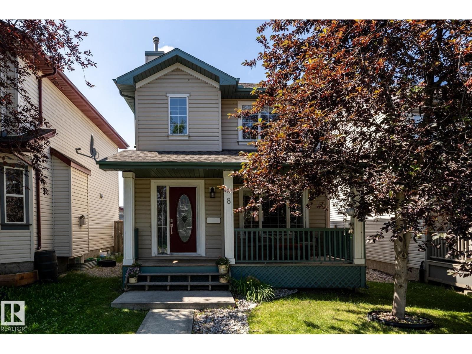 8 SUMMERLAND WY