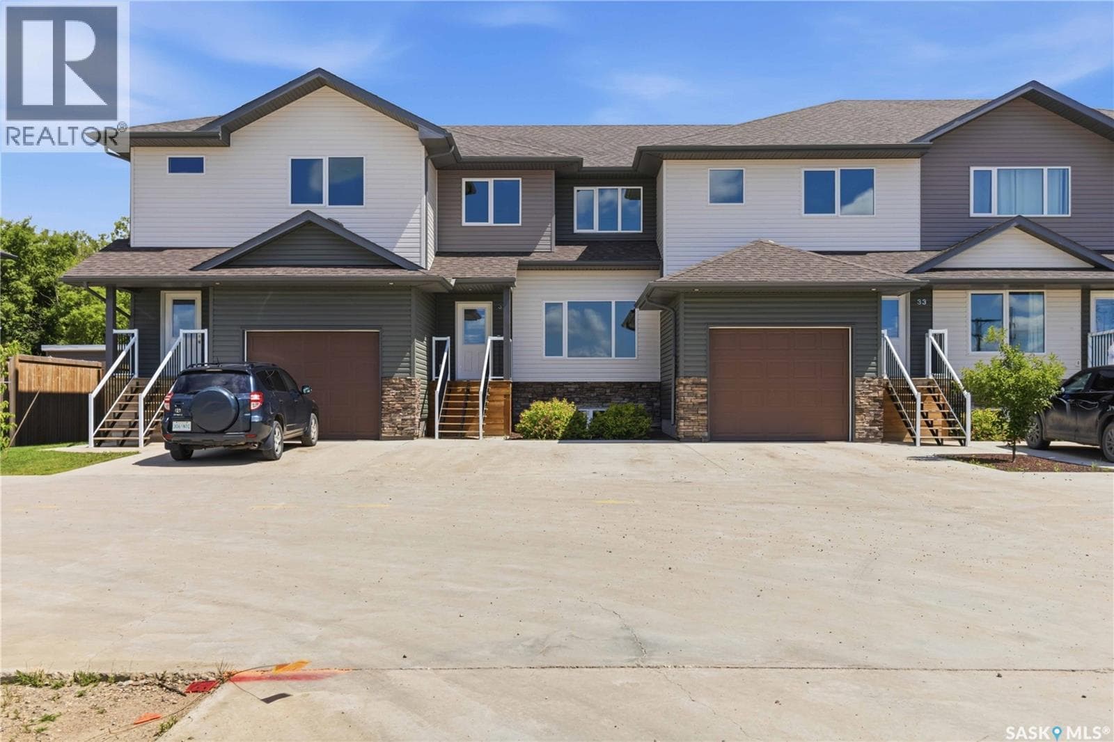 32 301 Centennial ROAD — photo 3