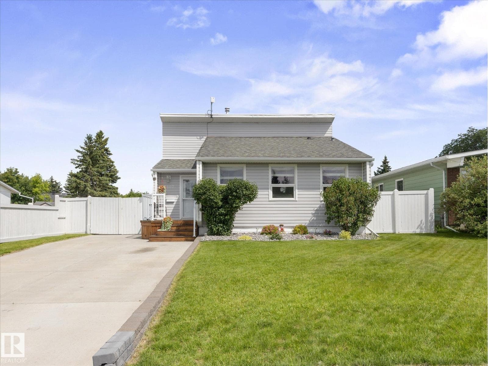 3607 42 ST