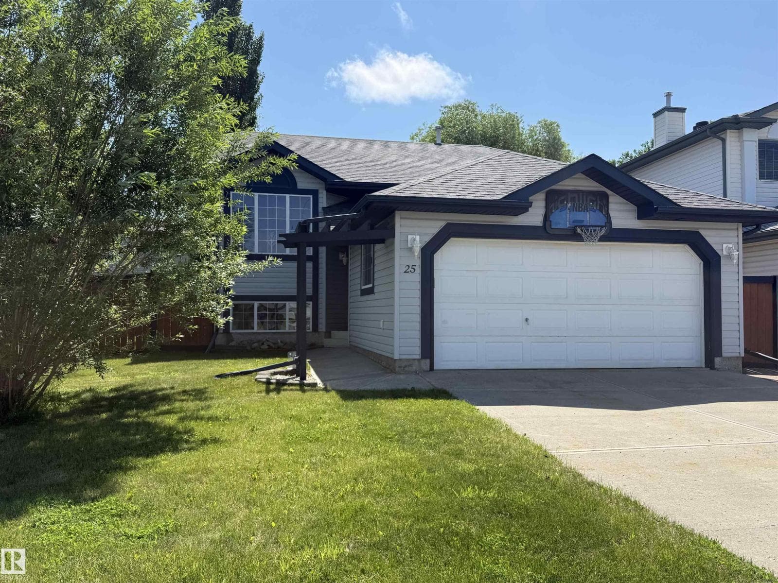 25 Heatherglen CR