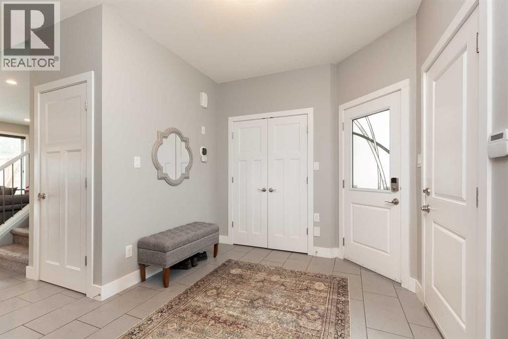 180 Firelight Way W — photo 2