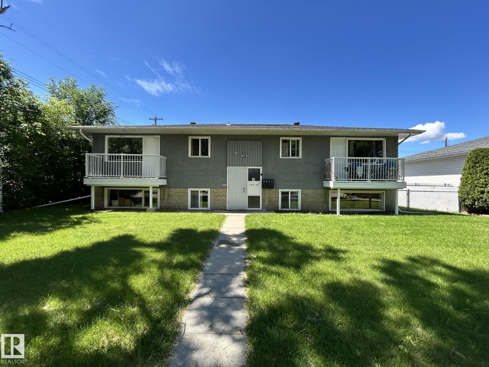 11812 45 ST NW