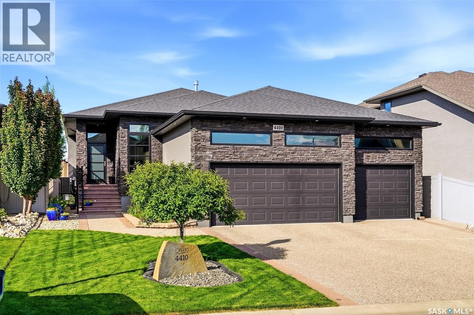 4410 Sage CRESCENT E — photo 2