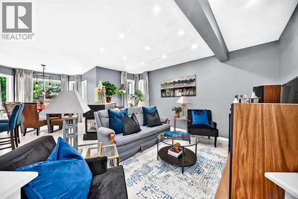 216 Hidden Spring Green NW — photo 4