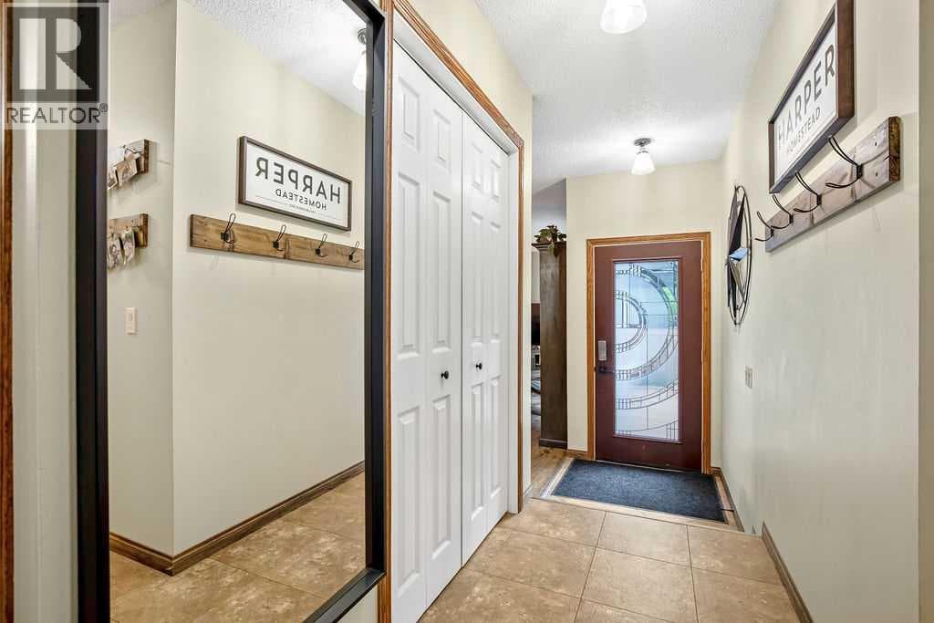 723 5 Avenue SW — photo 5