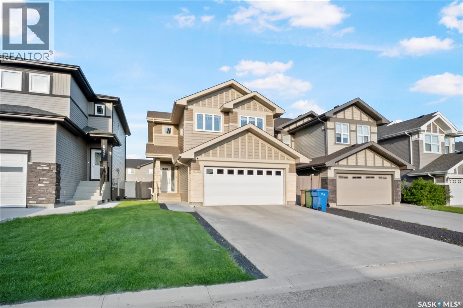 5433 Green Alder WAY E — photo 2