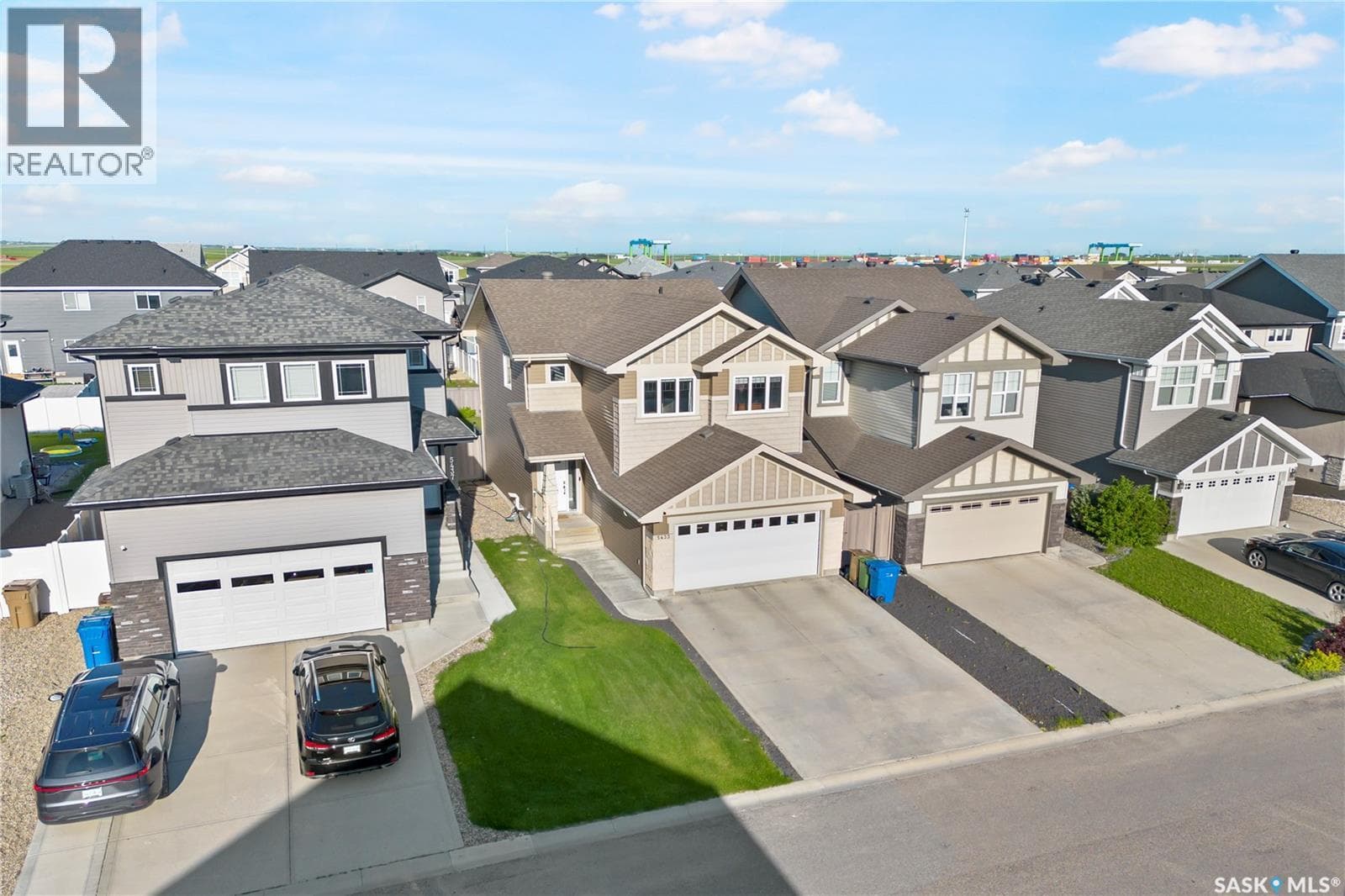 5433 Green Alder WAY E — photo 3