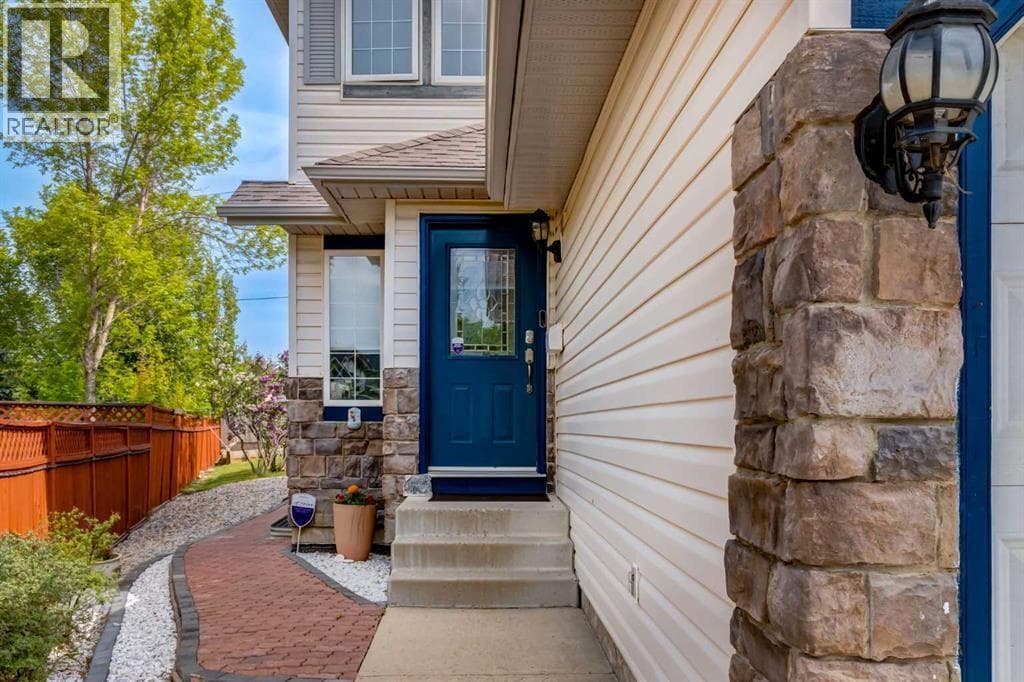 191 Bridlewood Circle SW — photo 2