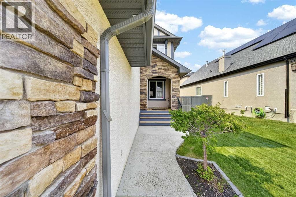 15 Sherwood Common NW — photo 4