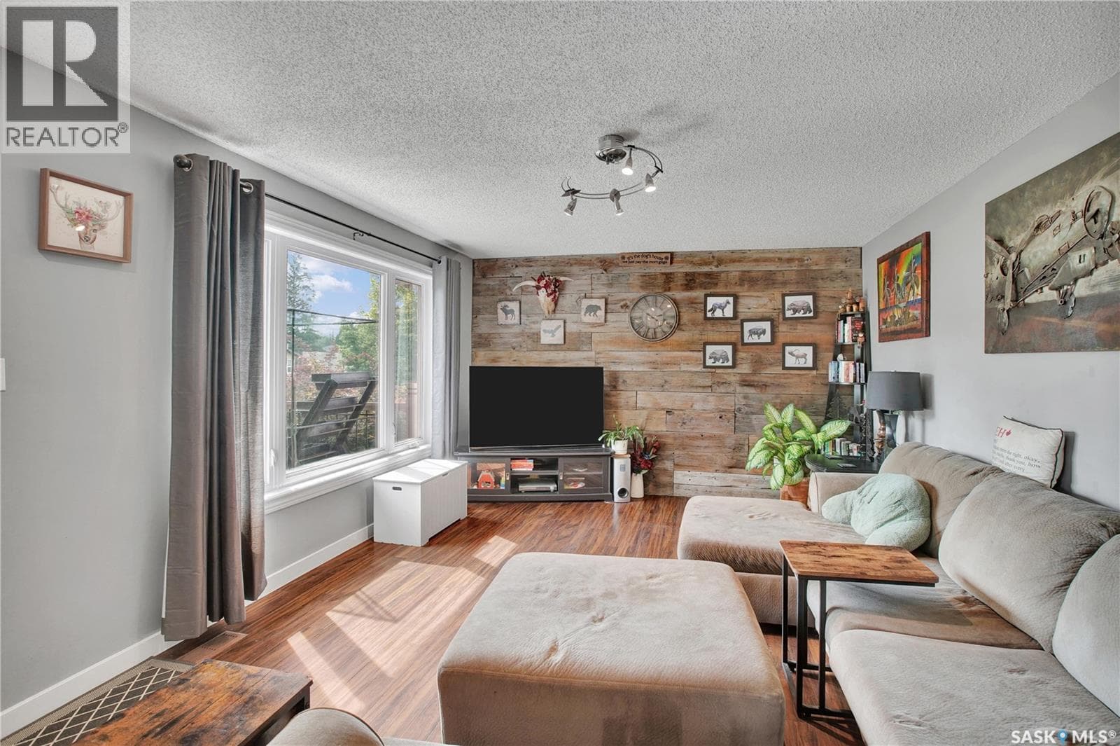 1515 Crerar DRIVE — photo 4
