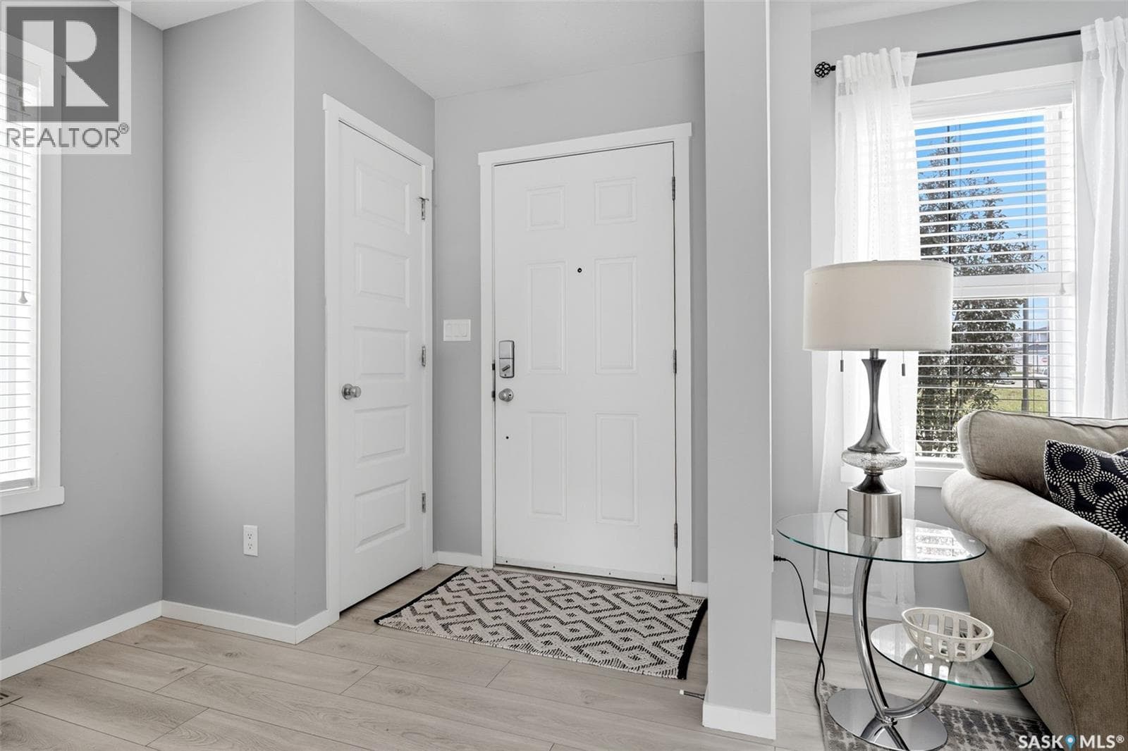 5477 Cade STREET E — photo 2