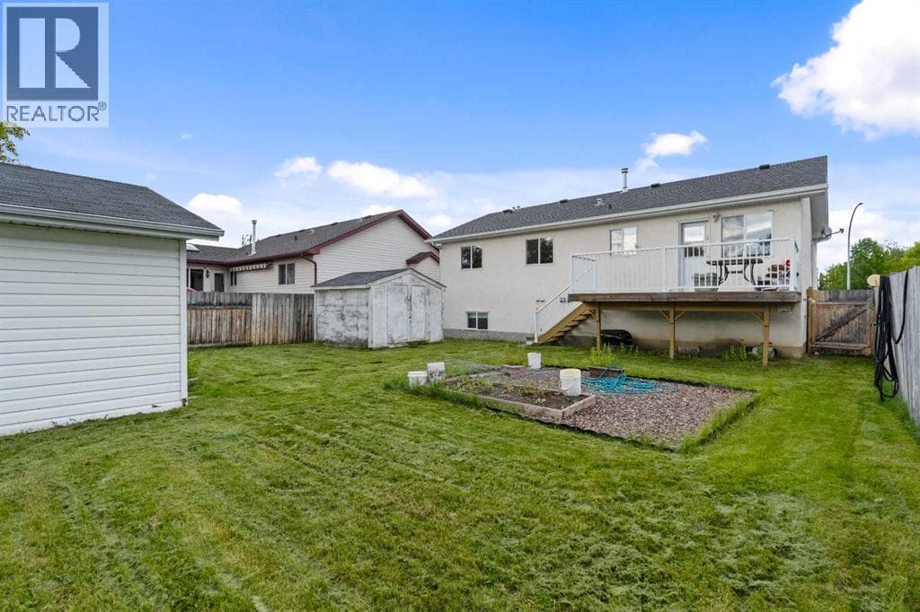 38 Stephens Crescent — photo 4