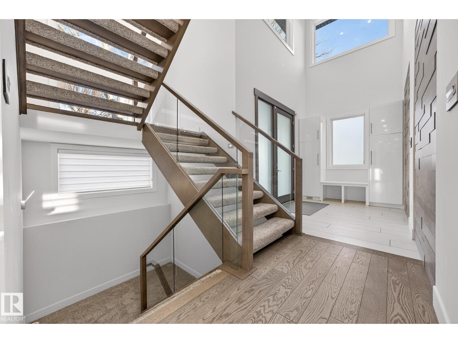 14643 92A AV NW — photo 4