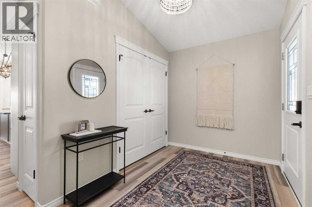 220 Sierra Road SW — photo 2