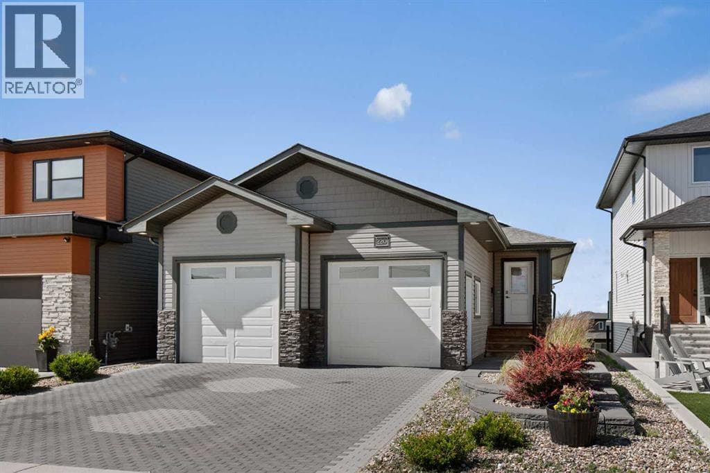 220 Sierra Road SW