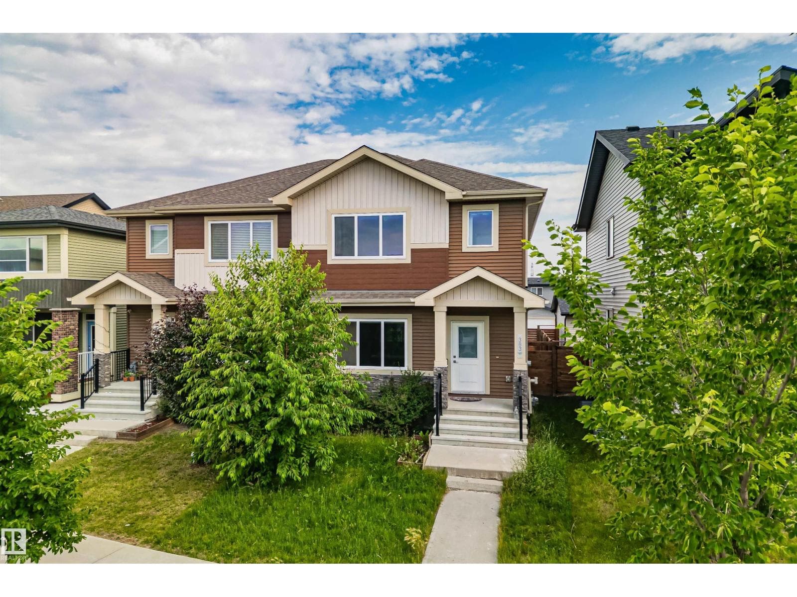 383 CHARLESWORTH DR SW